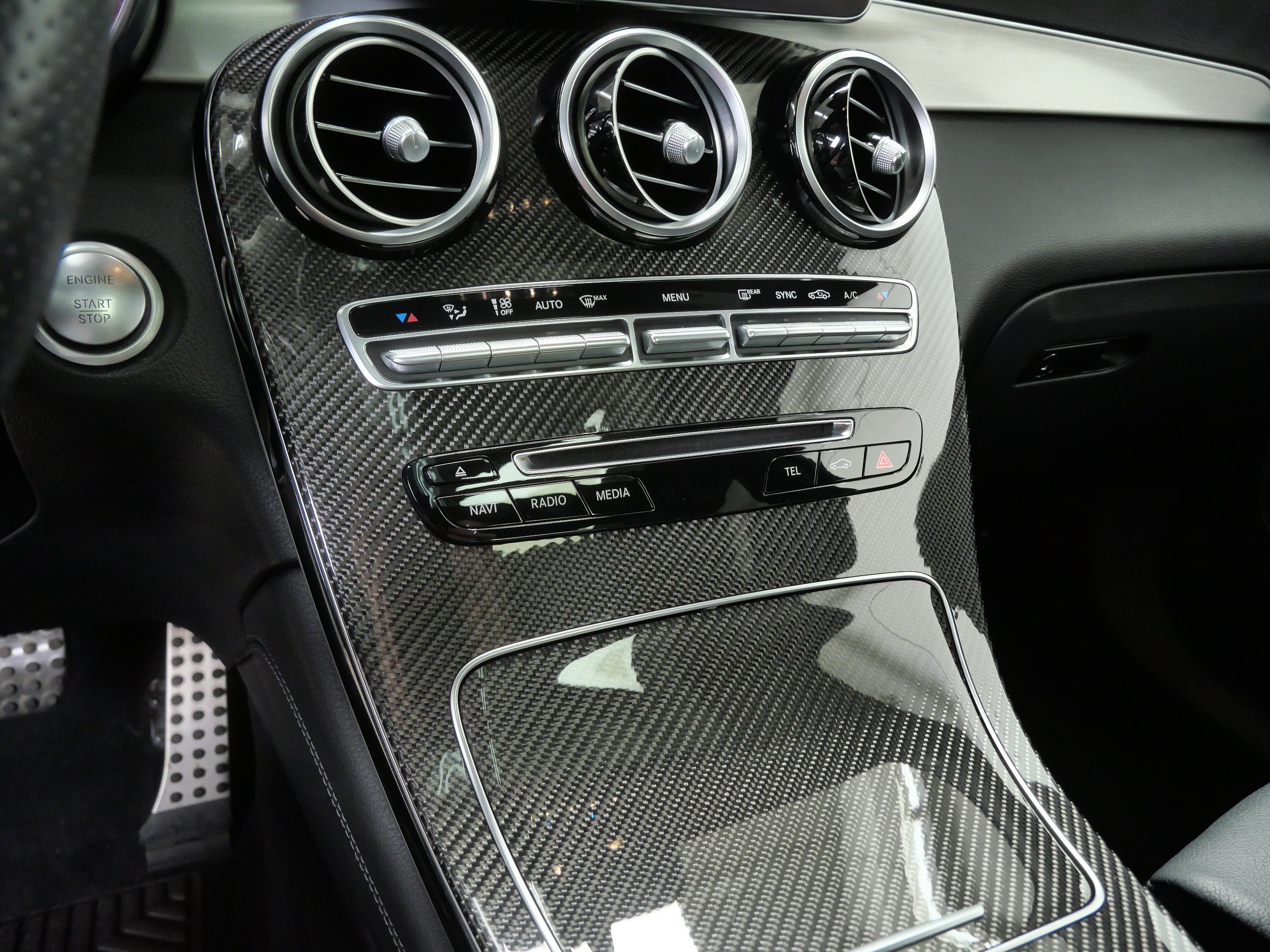 Used 2018 Mercedes-Benz GLC 43 AMG 4MATIC image 22