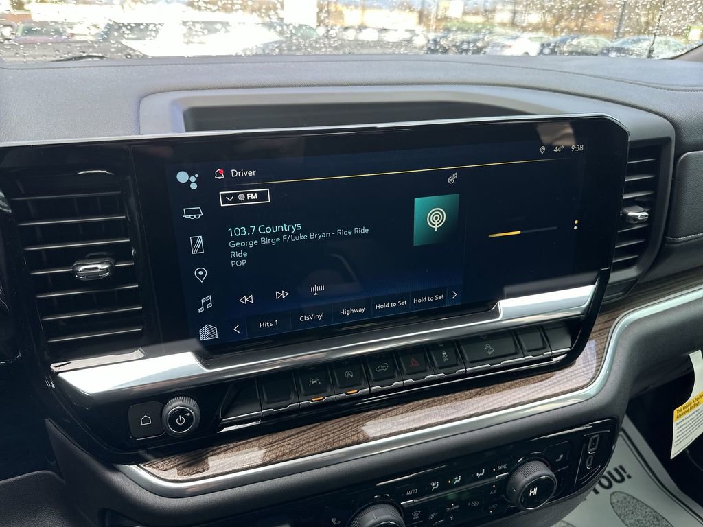 Used 2026 Chevrolet Silverado 1500 LT Trail Boss w/ Protection Package image 16