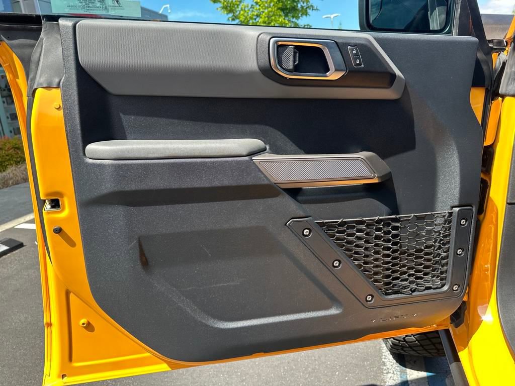 Used 2022 Ford Bronco Black Diamond w/ Sasquatch Package image 11