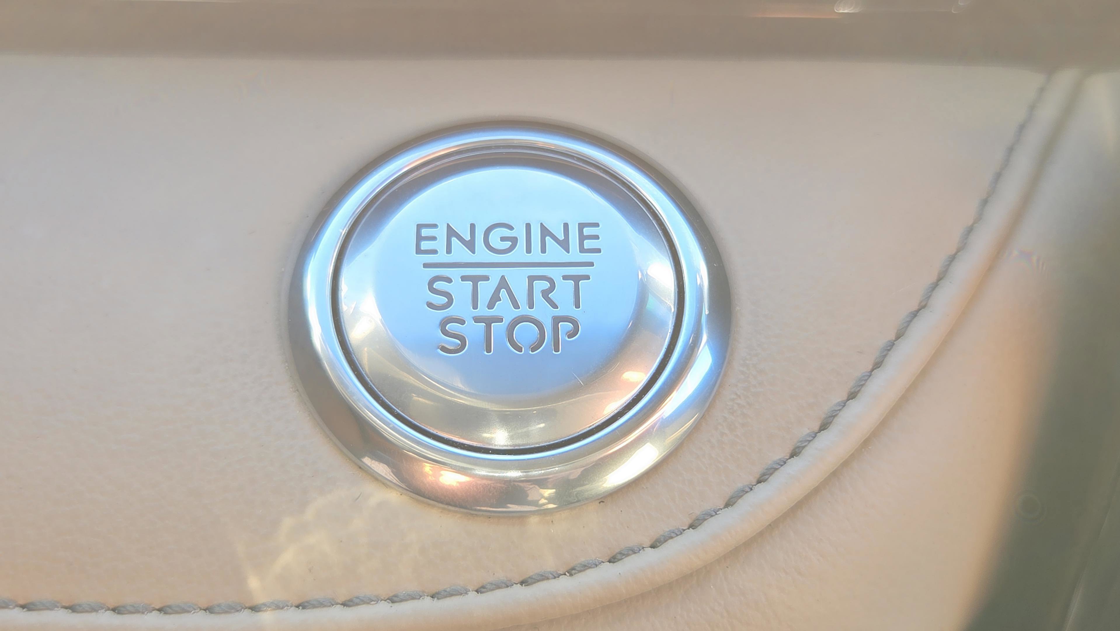 Used 2024 Lincoln Nautilus Premier w/ Equipment Group 102A image 32