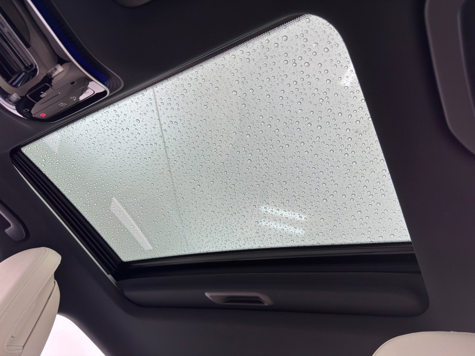 Used 2022 Mercedes-Benz C 300 Sedan w/ Exclusive Trim Package image 11