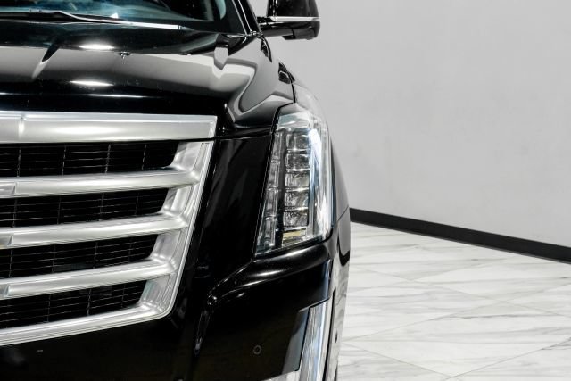 Used 2020 Cadillac Escalade 2WD image 53