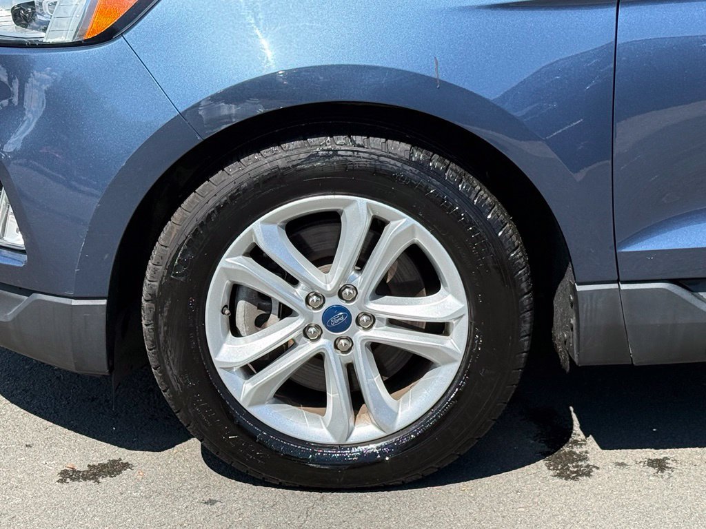 Used 2019 Ford Edge SEL w/ Equipment Group 201A AWD/4WD image 12