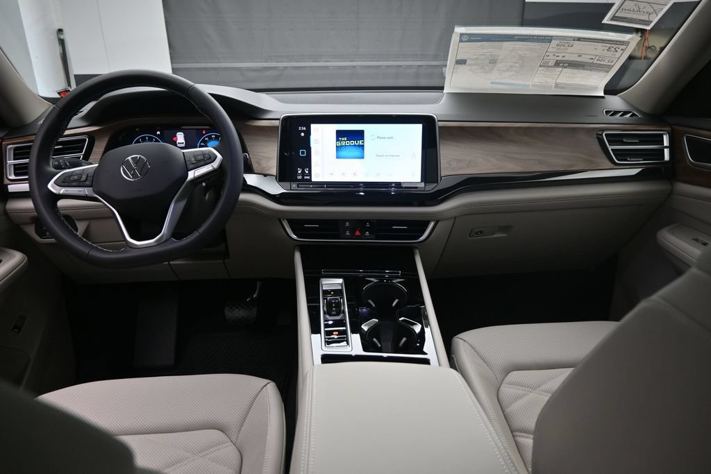 New 2026 Volkswagen Atlas SE FWD image 9