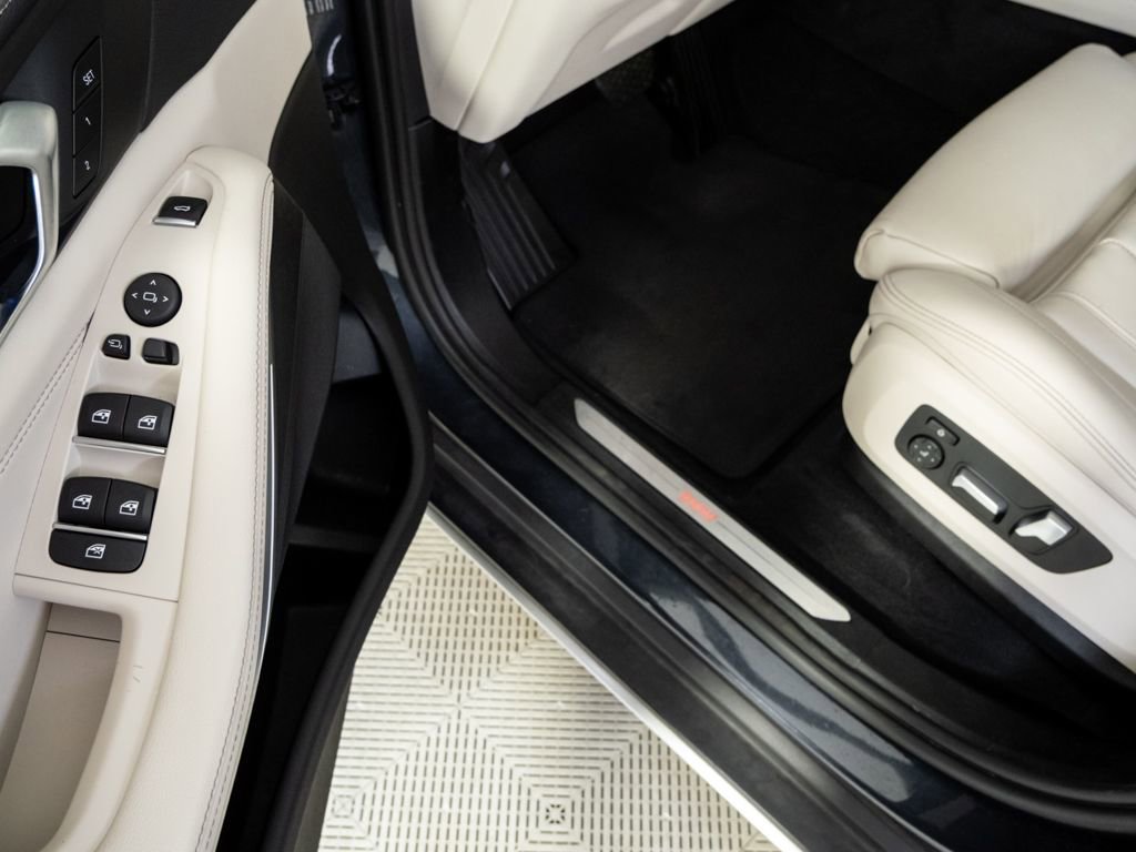 Used 2022 BMW X5 sDrive40i w/ Premium Package image 7