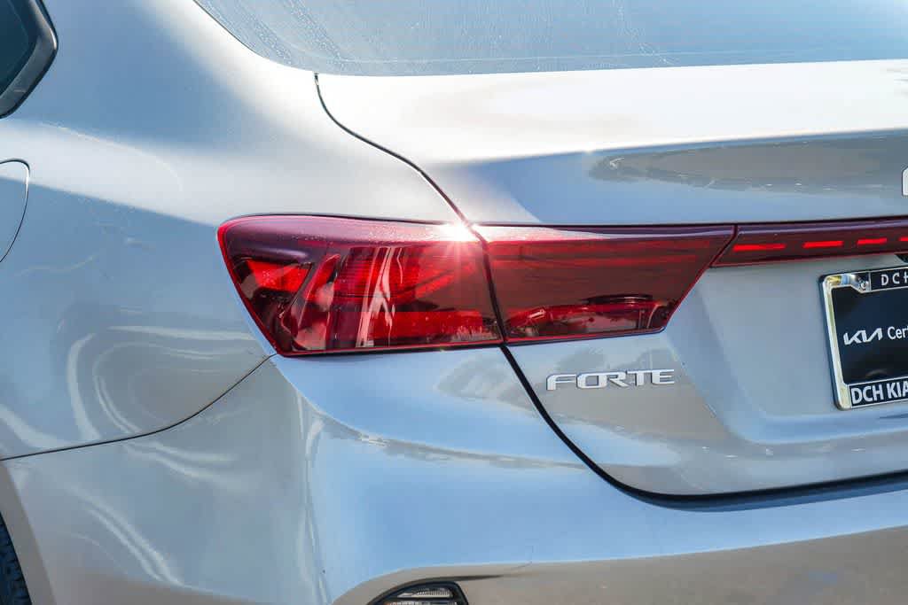 Certified 2023 Kia Forte LXS FWD image 7