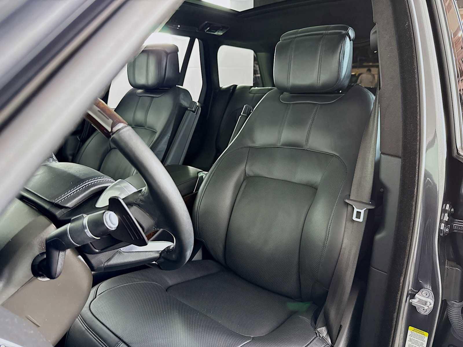 Used 2019 Land Rover Range Rover Supercharged AWD/4WD image 10