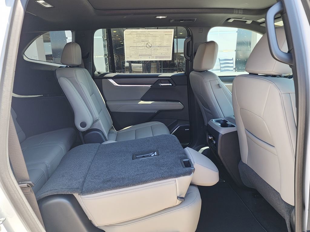 New 2026 GMC Acadia Elevation image 47