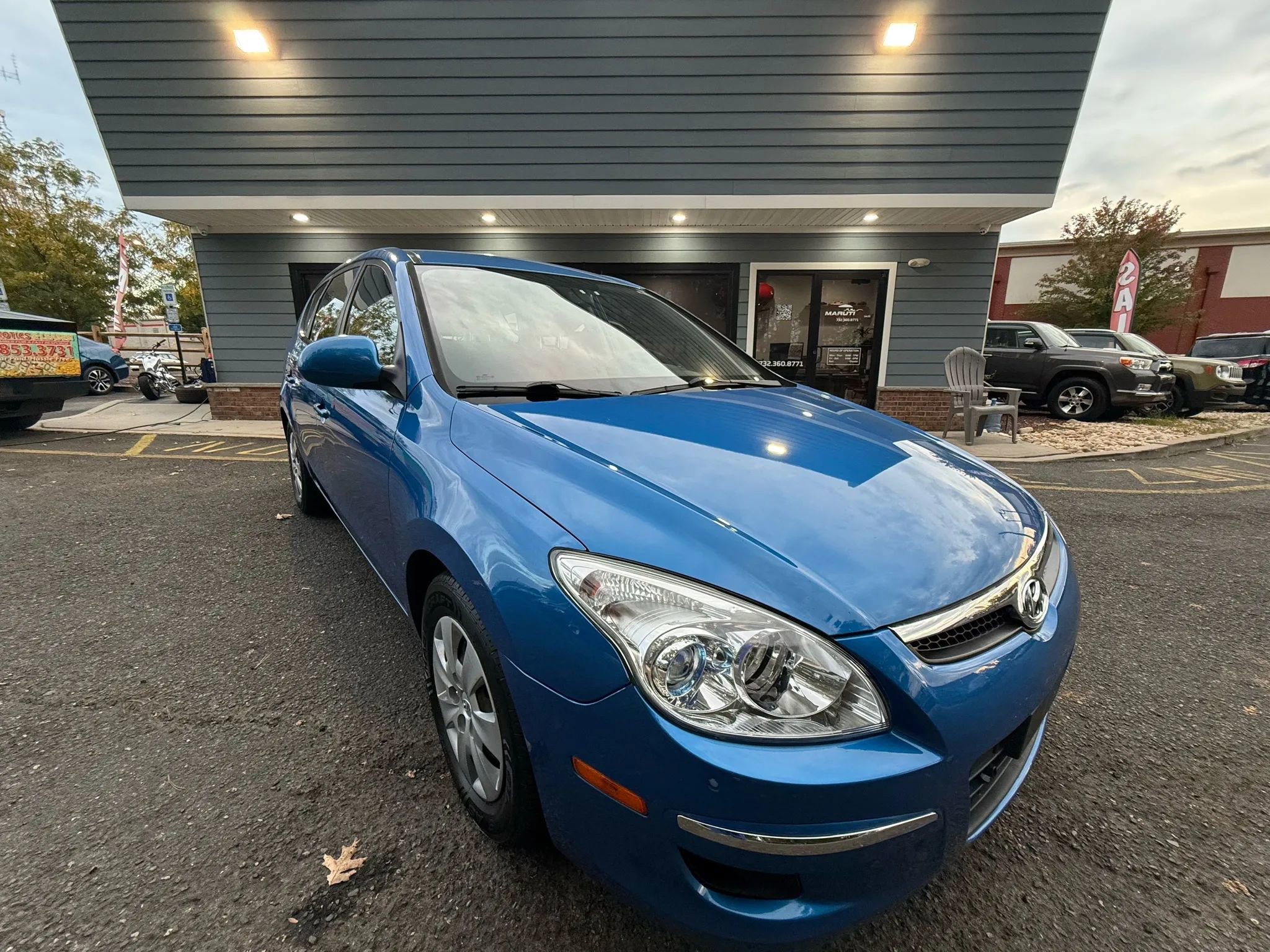 Used 2010 Hyundai Elantra GLS image 8