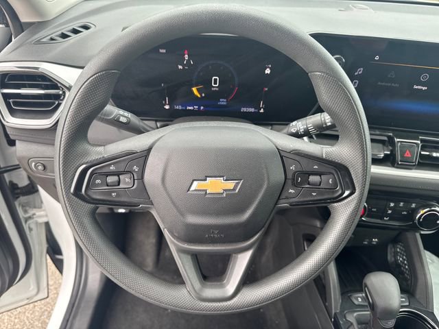 Used 2025 Chevrolet TrailBlazer LT AWD/4WD image 13