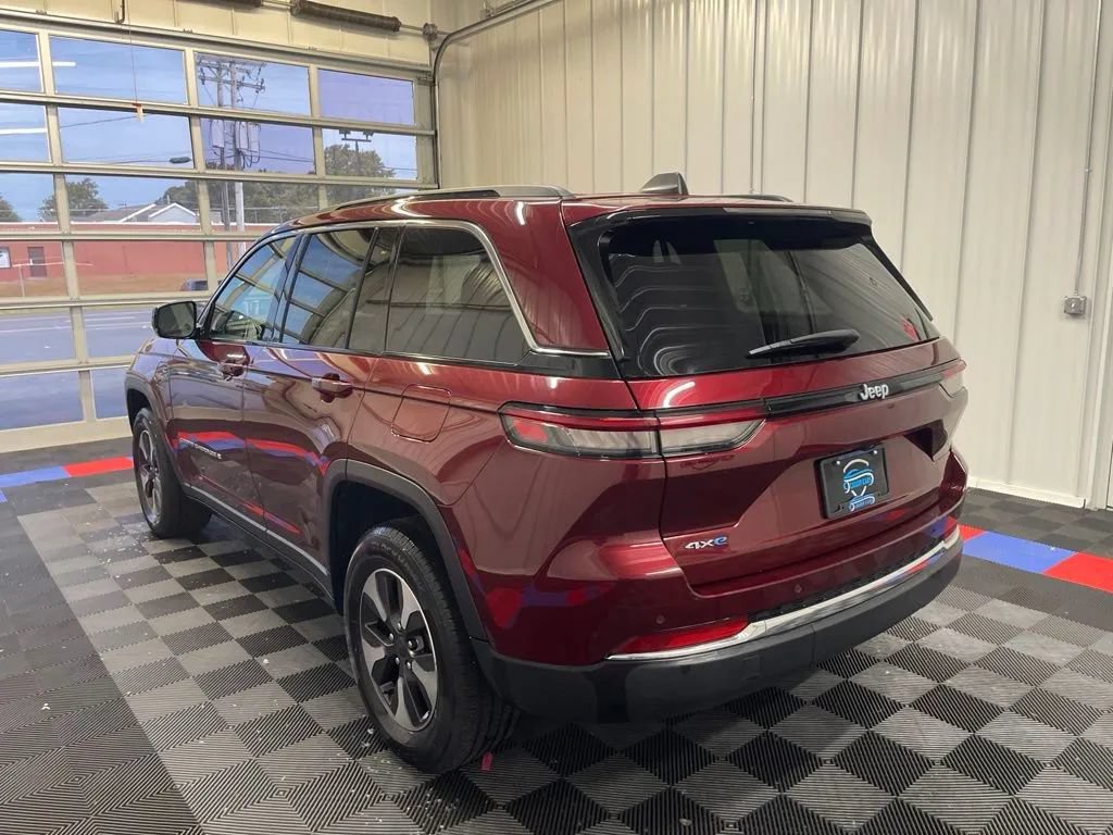Used 2024 Jeep Grand Cherokee Limited 4xe AWD/4WD image 6