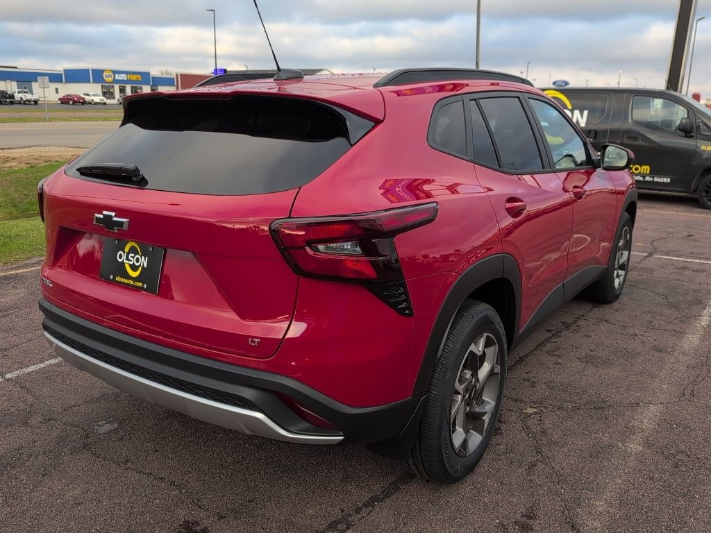 New 2026 Chevrolet Trax LT image 5