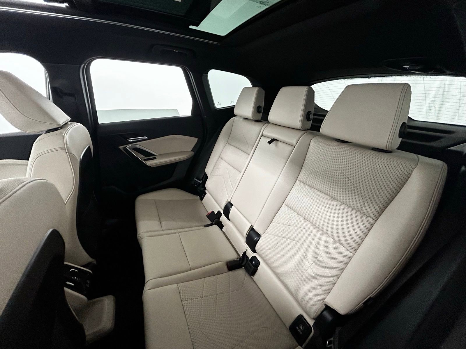 Used 2023 BMW X1 xDrive28i w/ Convenience Package AWD/4WD image 32