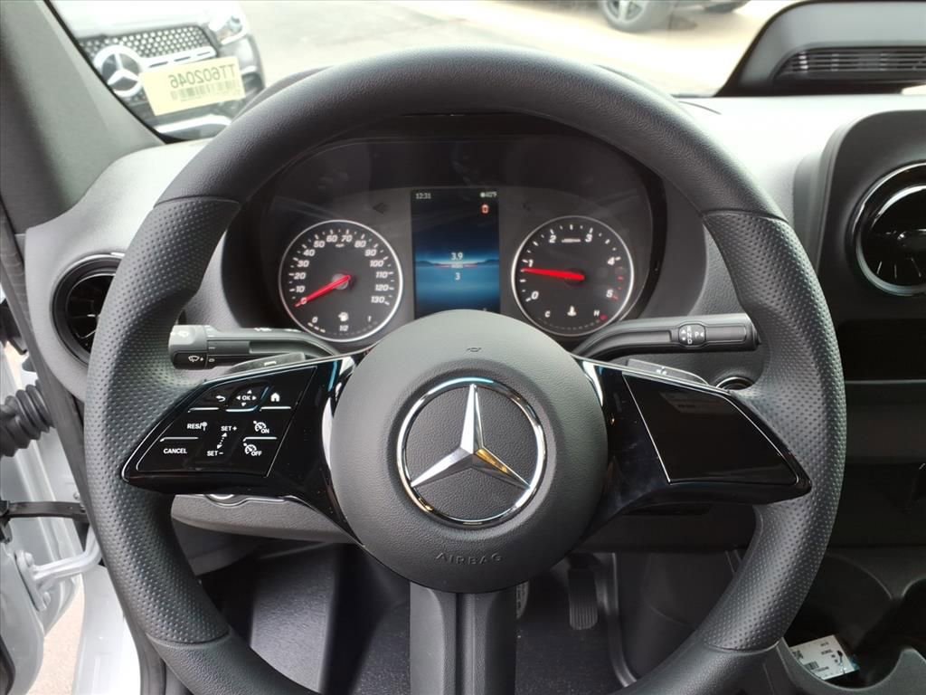 New 2026 Mercedes-Benz Sprinter 2500 image 18