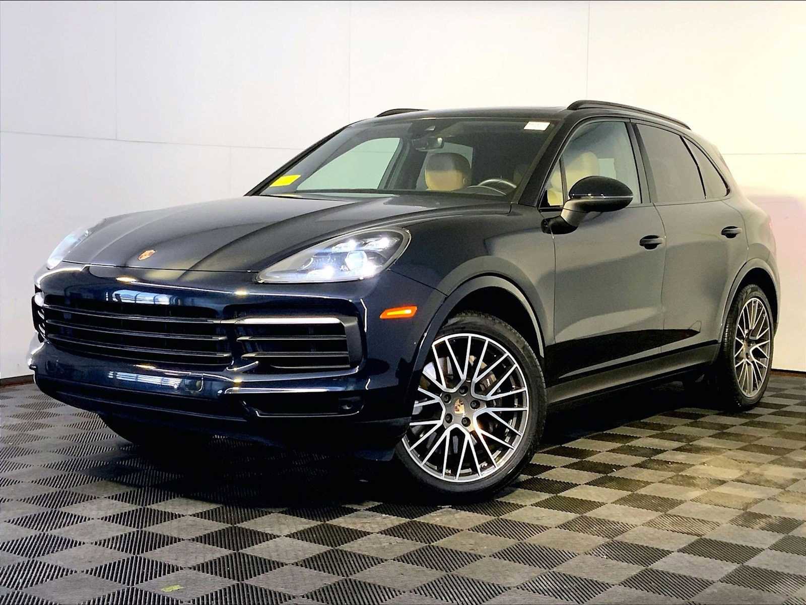 Certified 2021 Porsche Cayenne image 1