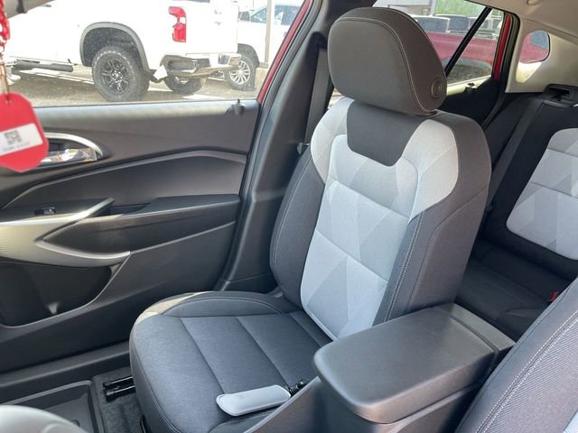 New 2026 Chevrolet Trax LS w/ LS Convenience Package FWD image 23