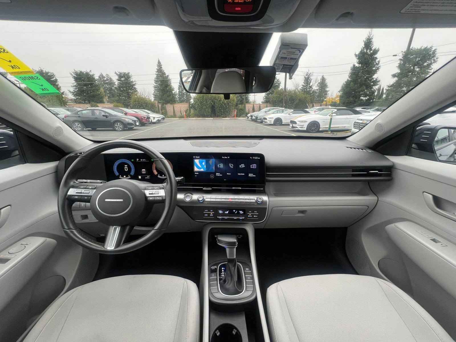 Used 2025 Hyundai Kona SEL image 33