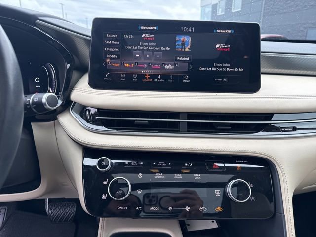 Used 2023 INFINITI QX60 Luxe w/ Cargo Package image 18