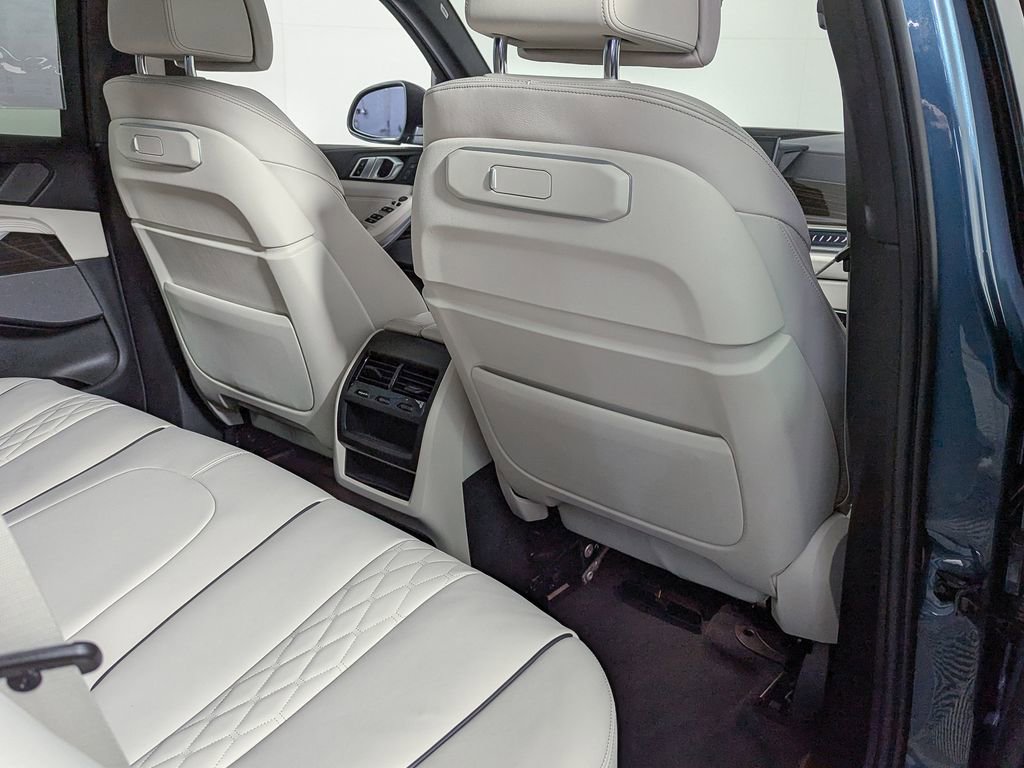 Certified 2024 BMW X5 xDrive40i w/ Premium Package AWD/4WD image 42