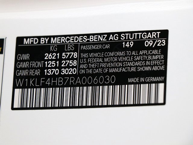 Used 2024 Mercedes-Benz E 350 4MATIC Sedan image 40