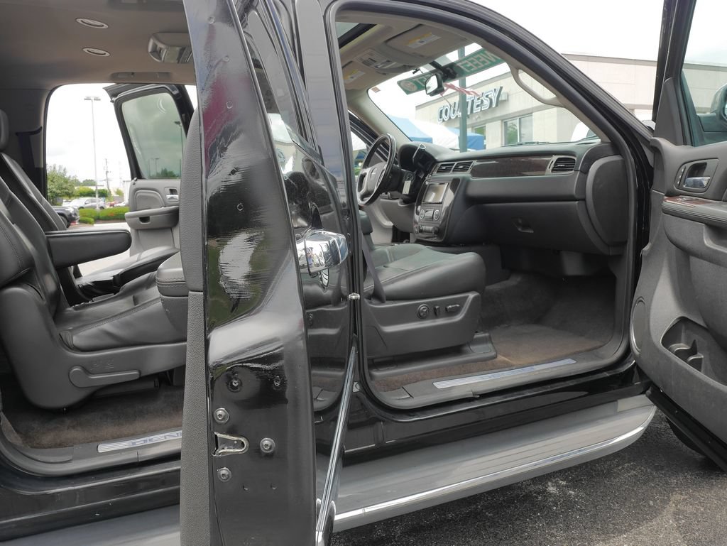 Used 2013 GMC Yukon XL Denali AWD/4WD image 10