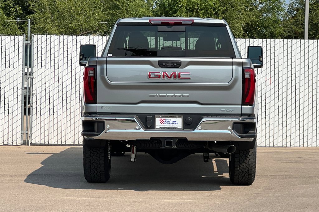 New 2026 GMC Sierra 2500 SLT image 5