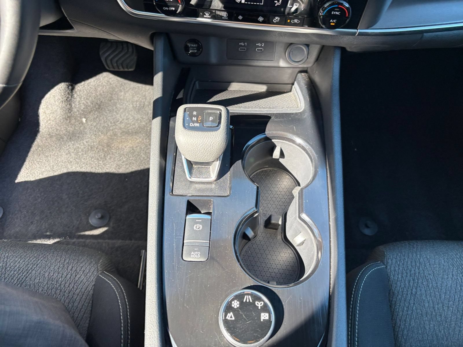 Used 2025 Nissan Rogue SV AWD/4WD image 42