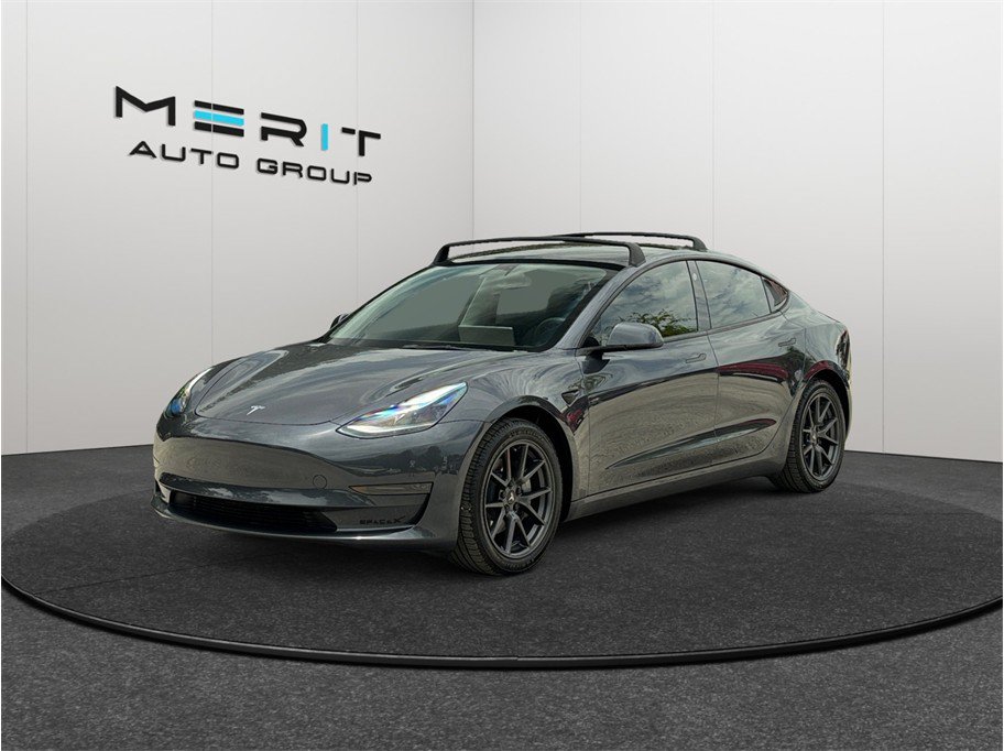 Used 2023 Tesla Model 3 Standard Range RWD image 4