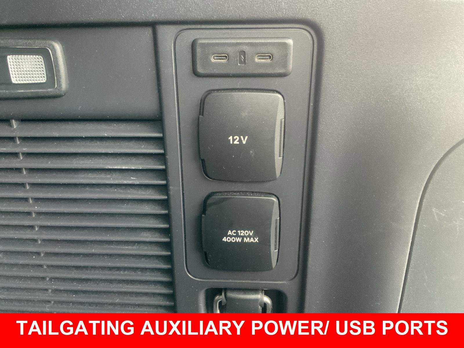 Used 2025 Ford Expedition Platinum image 12