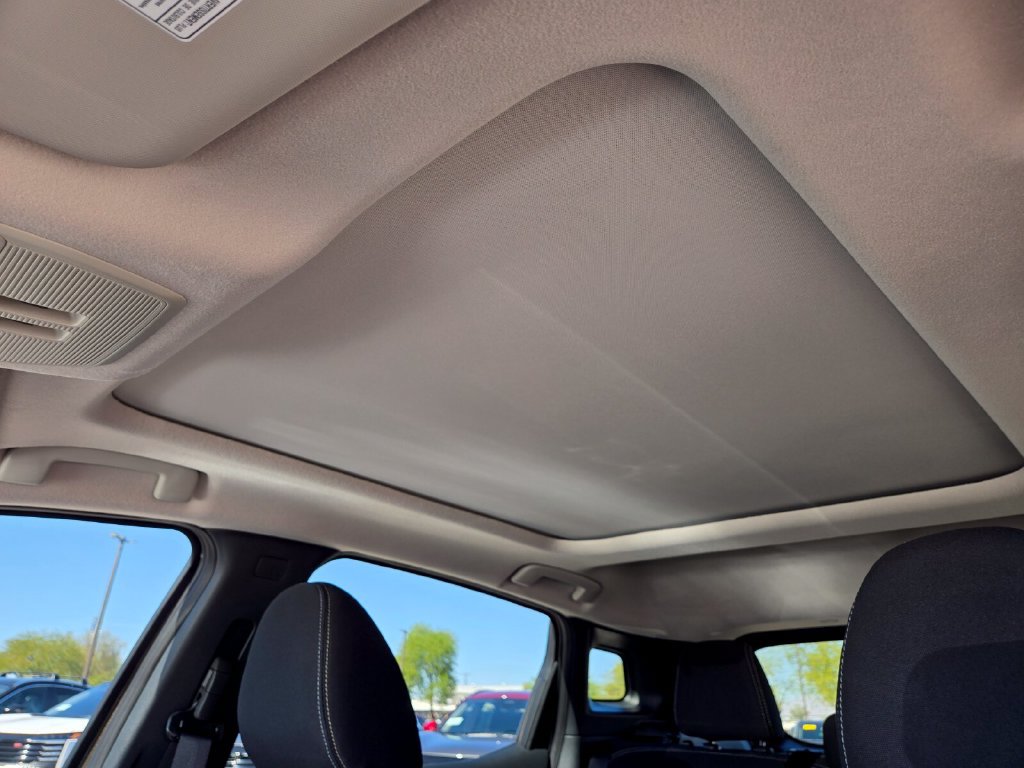 New 2027 Nissan Kicks SV w/ SV Premium Package FWD image 12