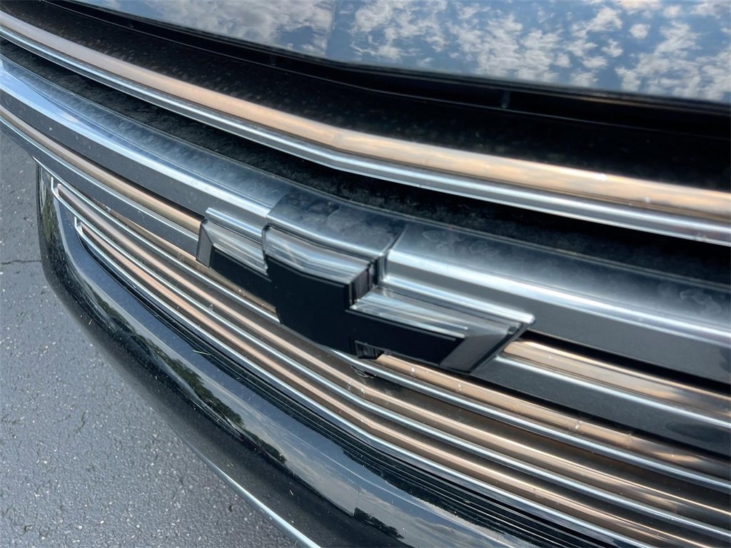 Certified 2023 Chevrolet Suburban High Country image 30