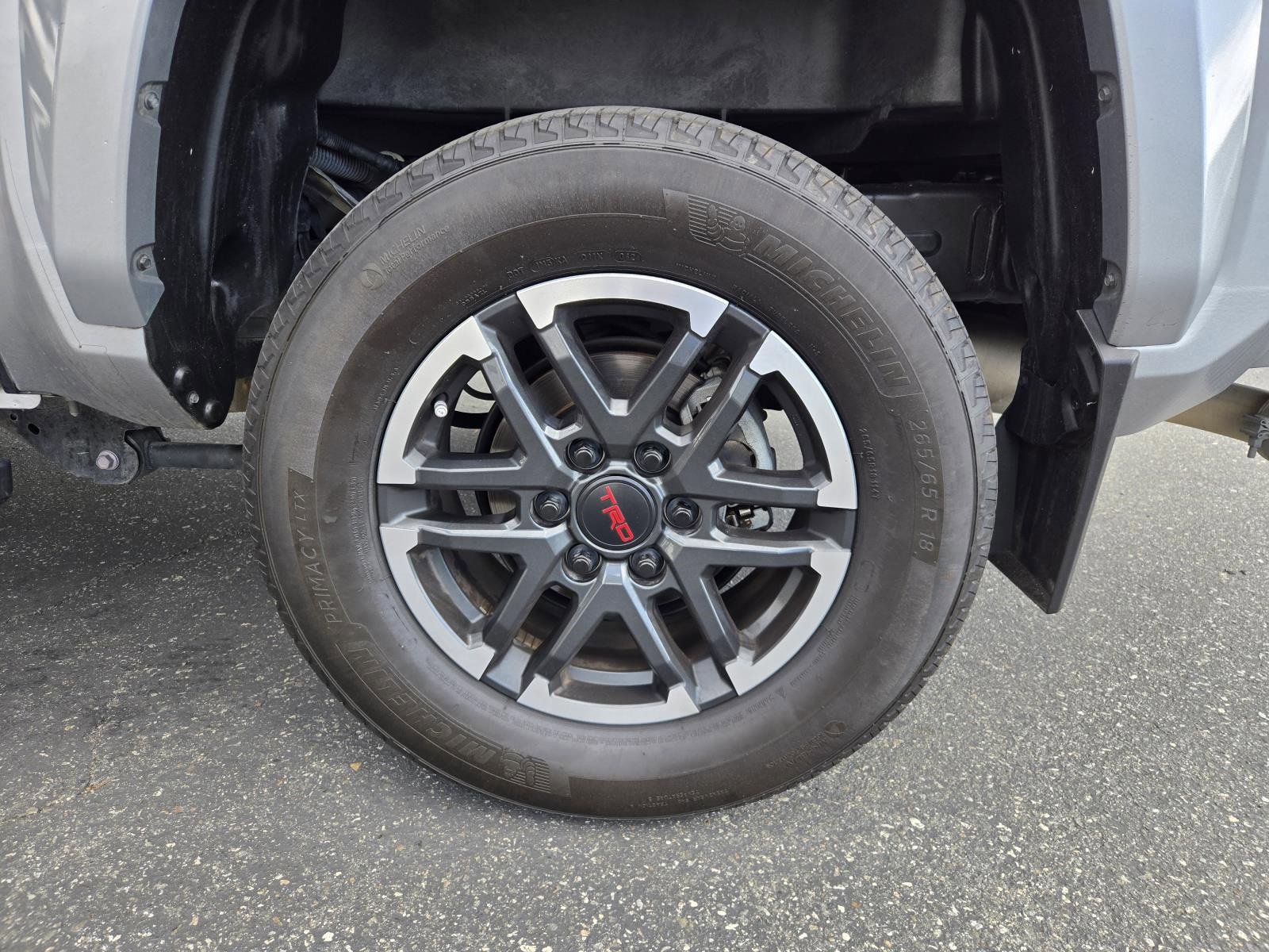 Used 2024 Toyota Tacoma TRD Sport image 29