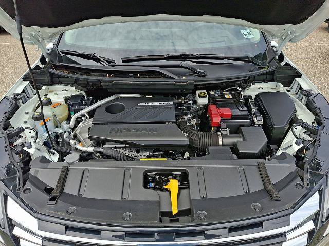 Certified 2025 Nissan Rogue Platinum w/ Tech Package AWD/4WD image 30