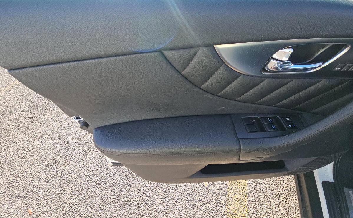 Used 2009 INFINITI FX35 2WD w/ Navigation Pkg image 10