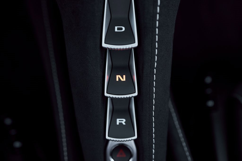 Used 2026 McLaren 750S Spider image 64