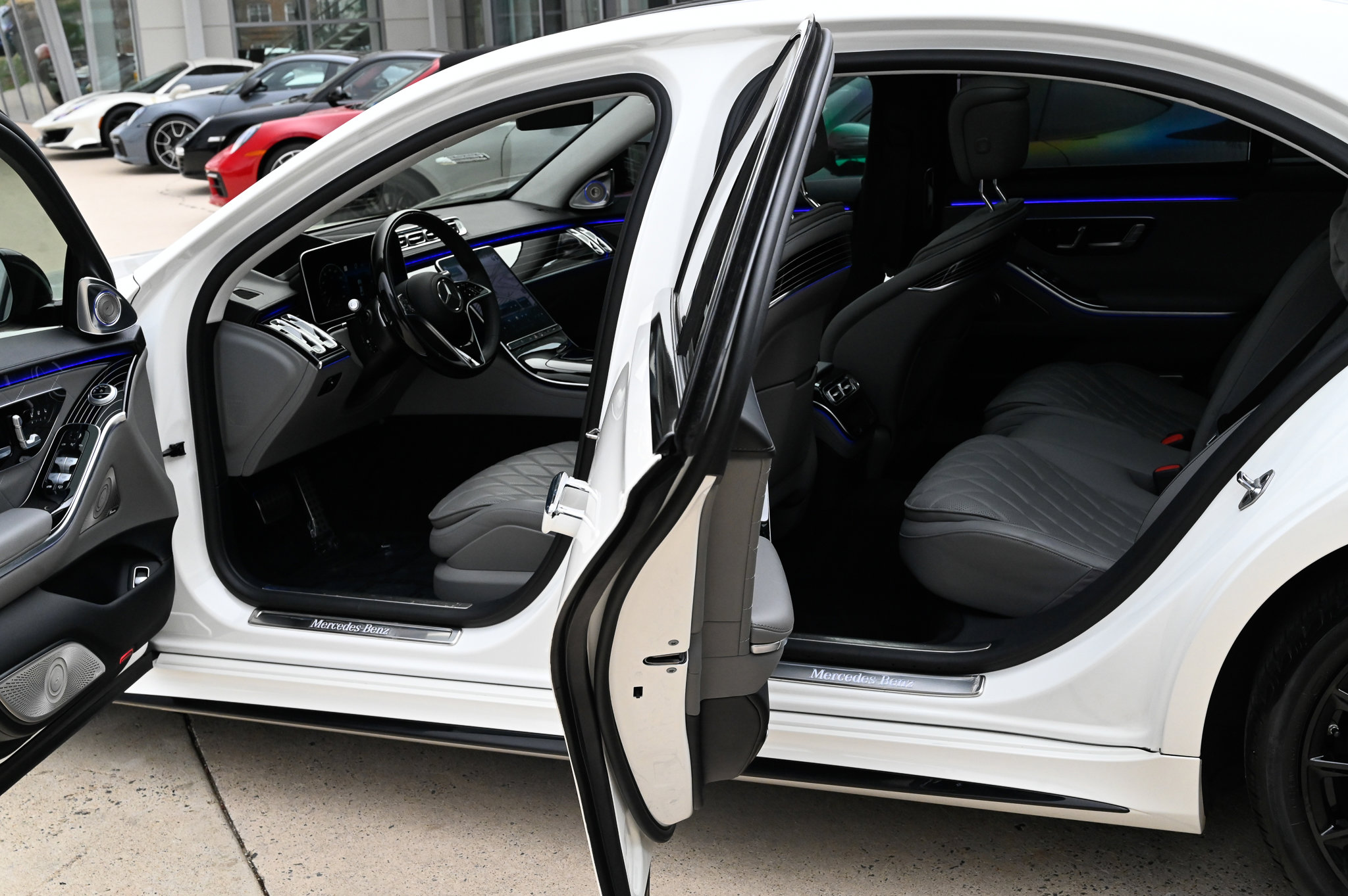 Used 2021 Mercedes-Benz S 580 4MATIC Sedan image 32