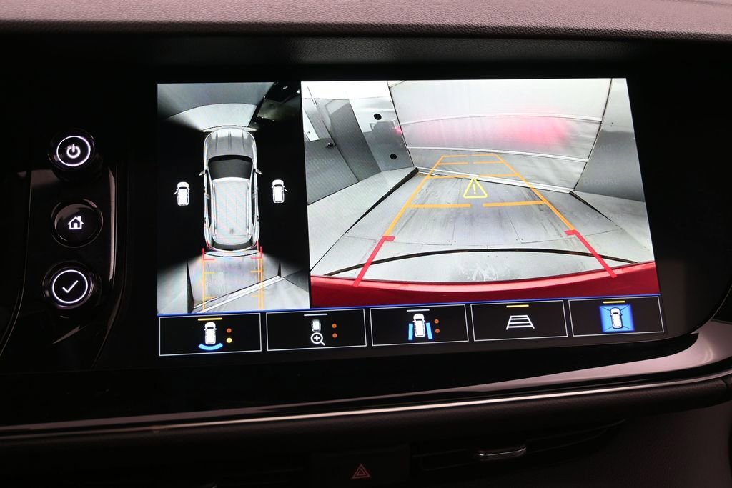 Used 2023 Buick Envision Avenir AWD/4WD image 24
