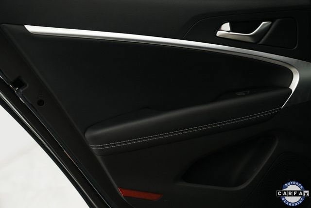 Used 2025 Genesis G70 2.5T image 25