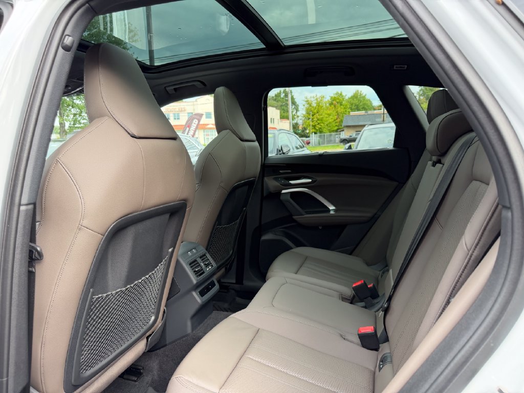 Certified 2025 Audi Q5 Premium w/ Premium Plus AWD/4WD image 27