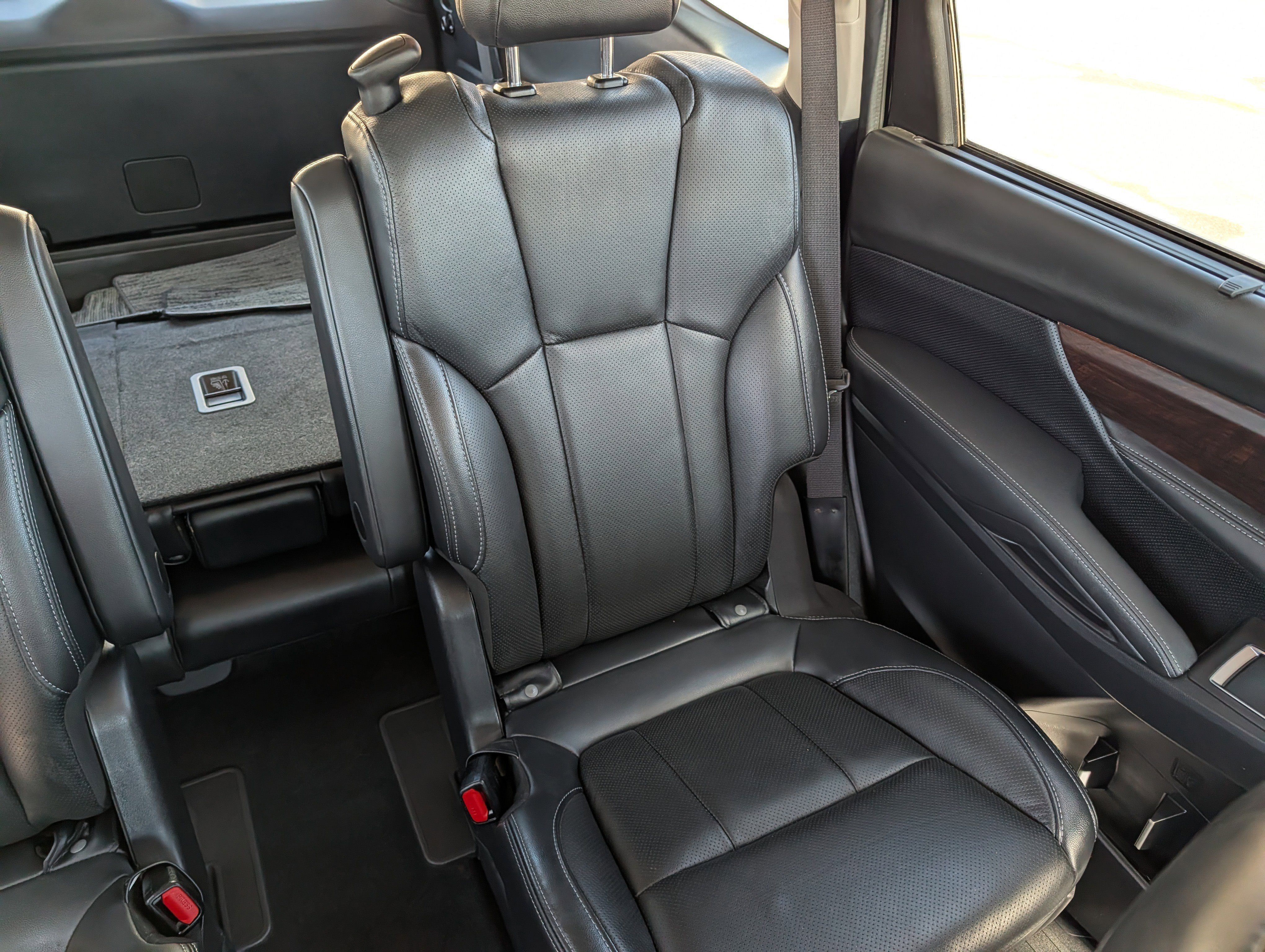 Certified 2023 Subaru Ascent Touring image 14