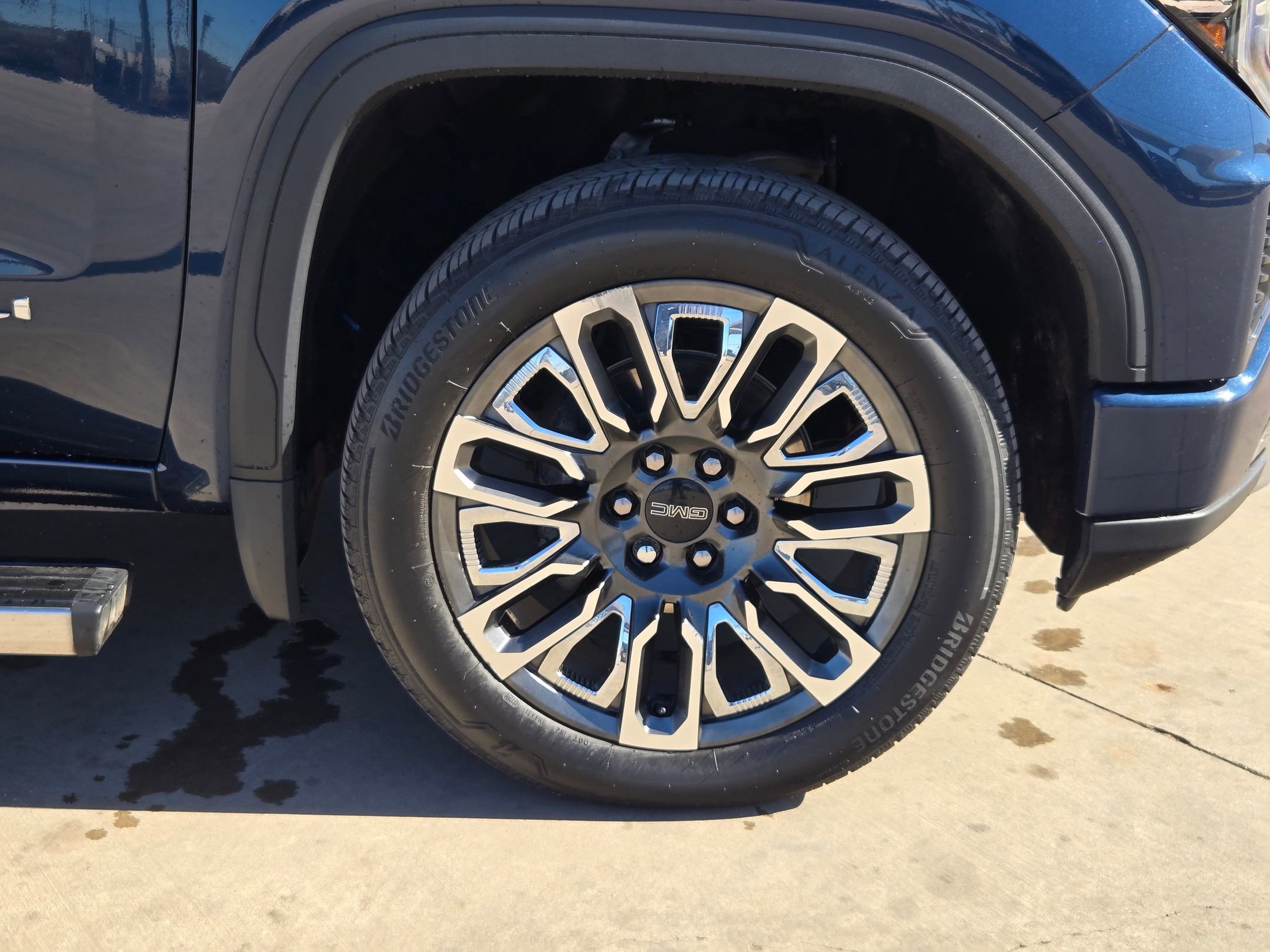 Certified 2023 GMC Sierra 1500 Denali Ultimate image 33