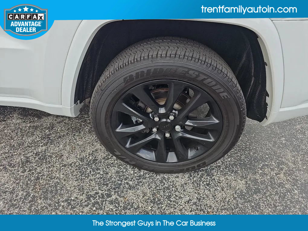 Used 2021 Jeep Grand Cherokee Laredo X image 46