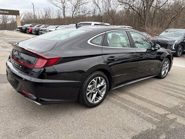 Used 2023 Hyundai Sonata SEL w/ Preferred Accessory Package image 5