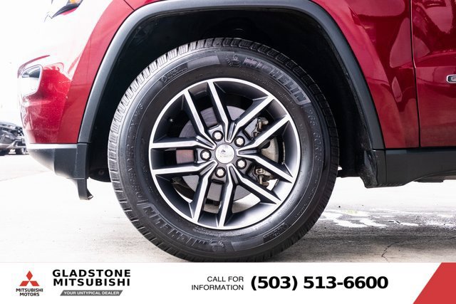 Used 2017 Jeep Grand Cherokee Limited w/ Luxury Group II AWD/4WD image 8