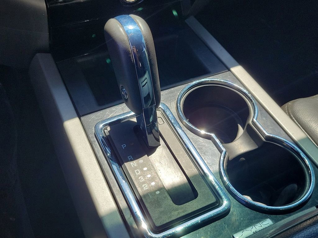 Used 2012 Ford Expedition Limited image 28