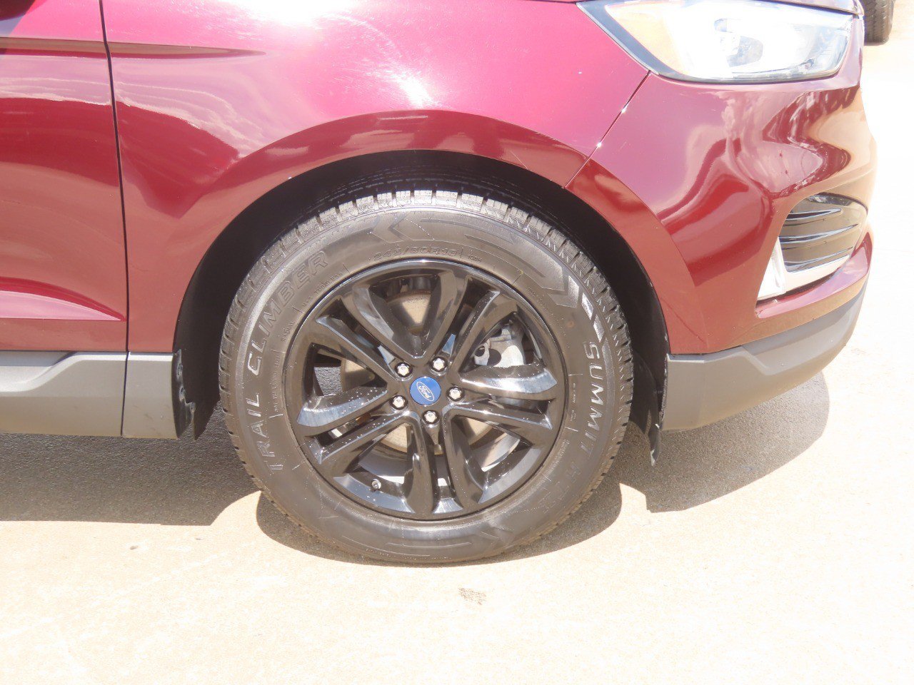 Used 2020 Ford Edge SEL w/ Convenience Package FWD image 9