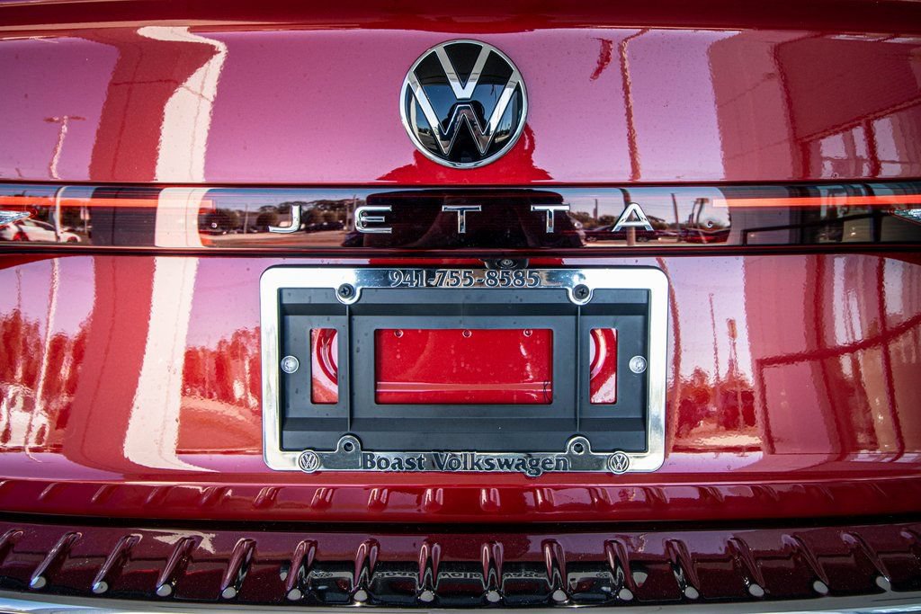 New 2026 Volkswagen Jetta SE FWD image 16