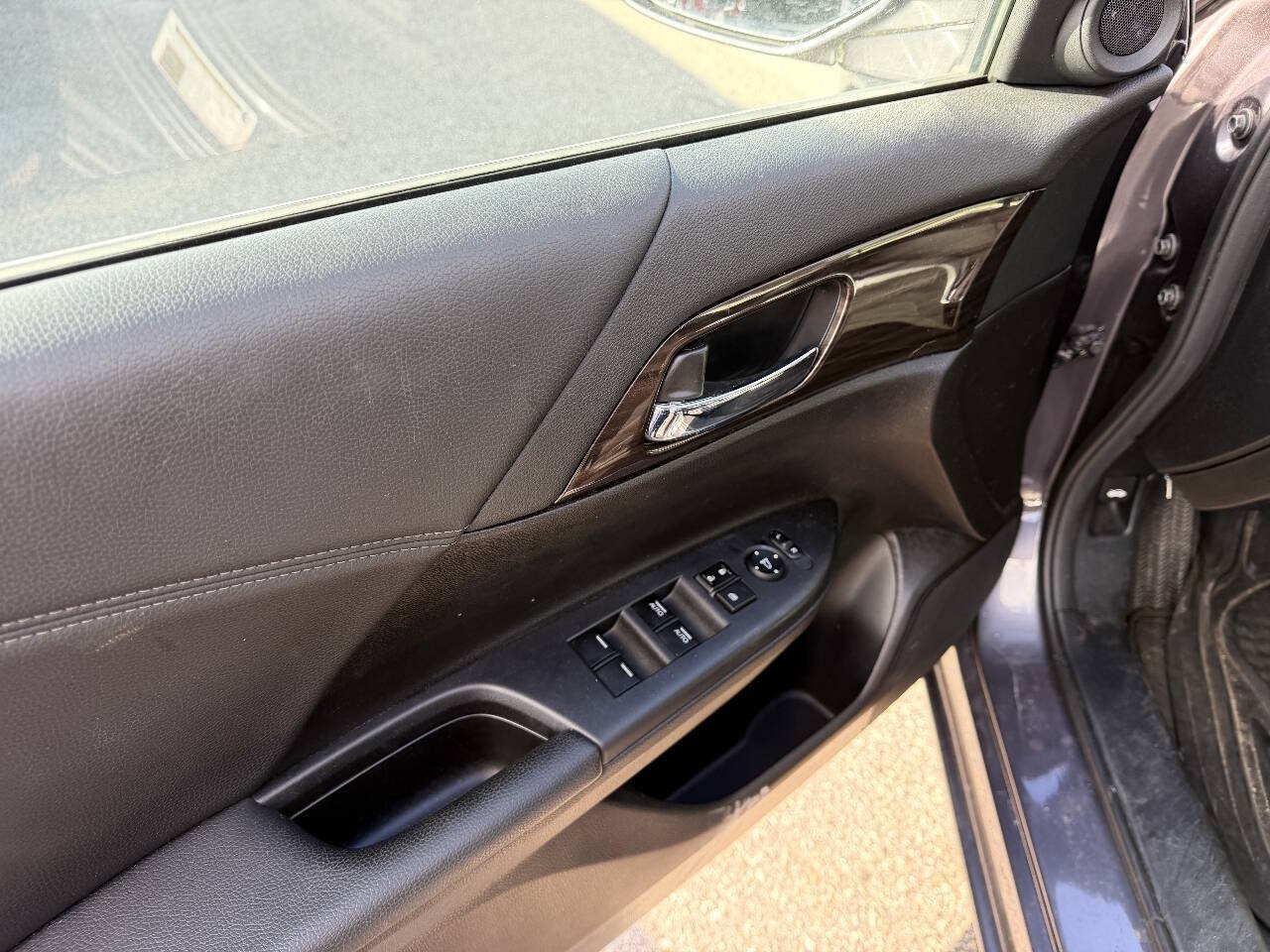 Used 2016 Honda Accord EX image 14