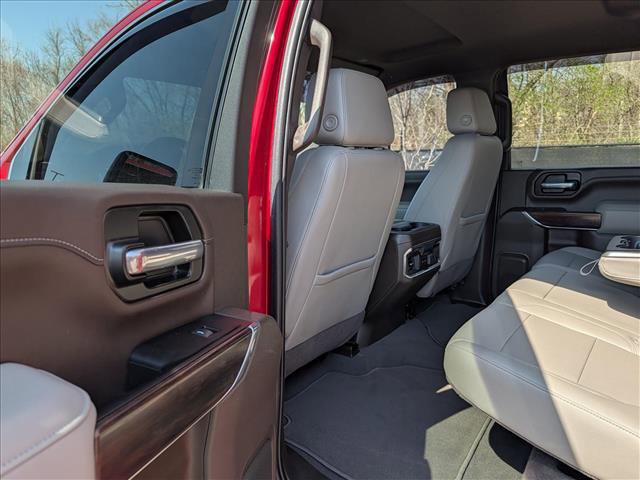 Used 2023 GMC Sierra 2500 SLT w/ SLT Preferred Package image 31