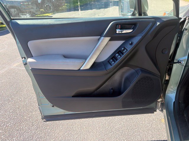 Used 2016 Subaru Forester 2.5i Limited w/ Popular Package #2 AWD/4WD image 18